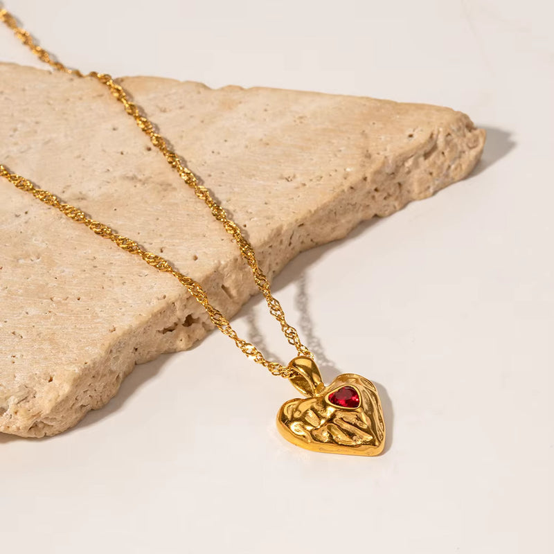 Queen of Hearts Necklace