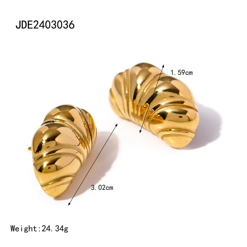 Croissant Earring