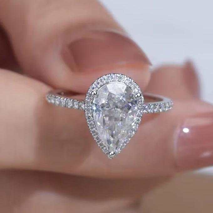 Moritz Diamond Ring