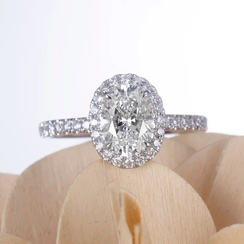 Lausanne Diamond Ring