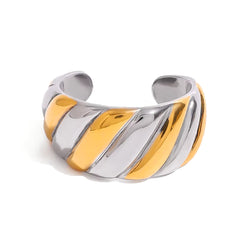 Two Tone Croissant Ring