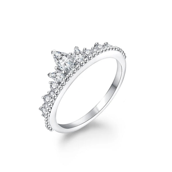 Orléans Moissanite Ring