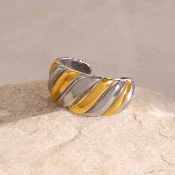 Two Tone Croissant Ring