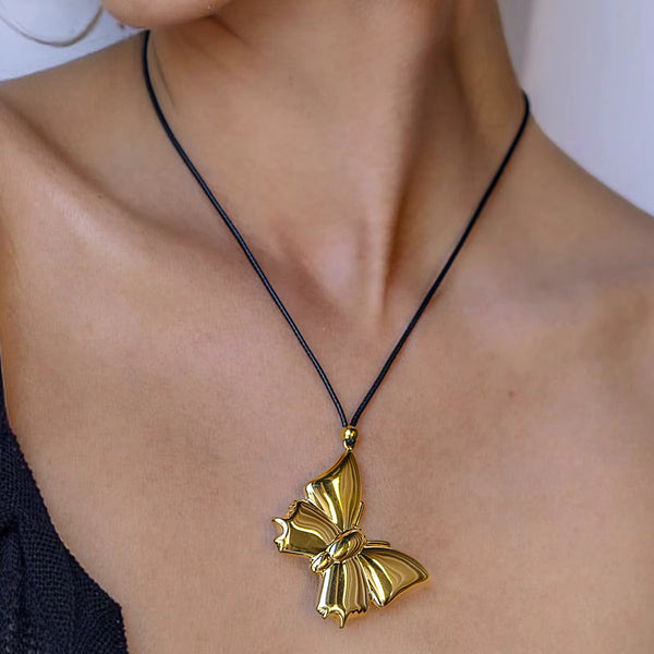 Untie Me Necklace