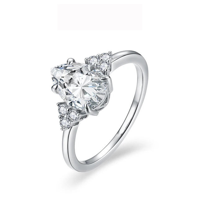 Holland Park Moissanite Ring